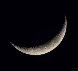 Waxing Crescent April 2003